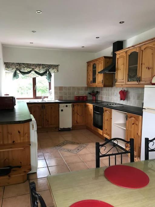 Castlegregory-Seaside 2 Bedroomed Cottage Eksteriør billede